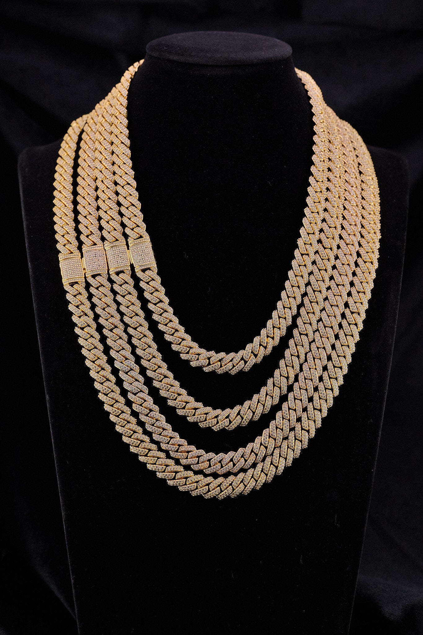 Iced Cuban Chain Necklace