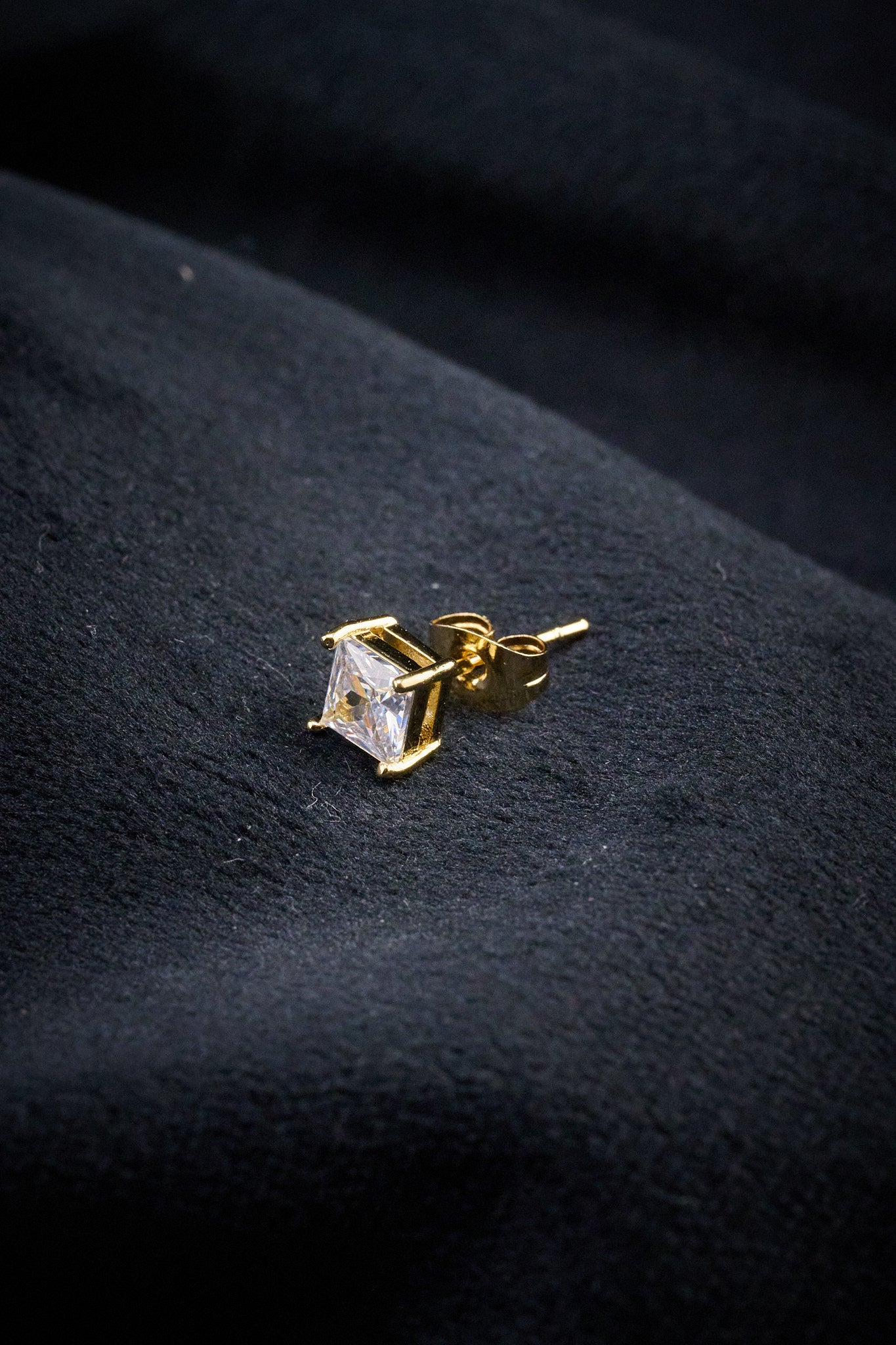 Gem Stone Turtle Back Stud - 3 sizes